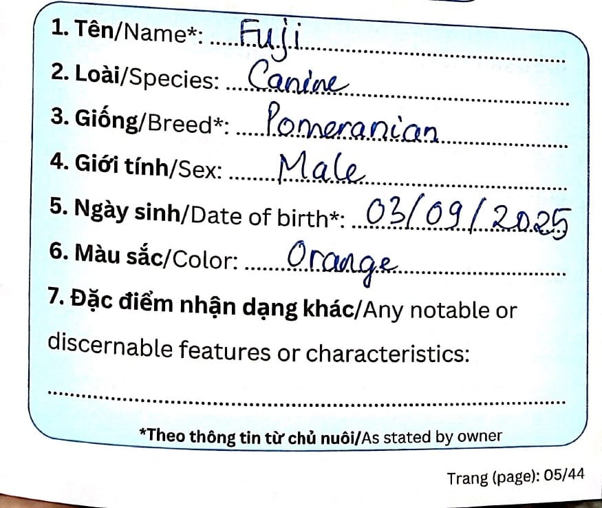 Fuji the Pomeranian puppy's Vietnam-issued pet passport identification page